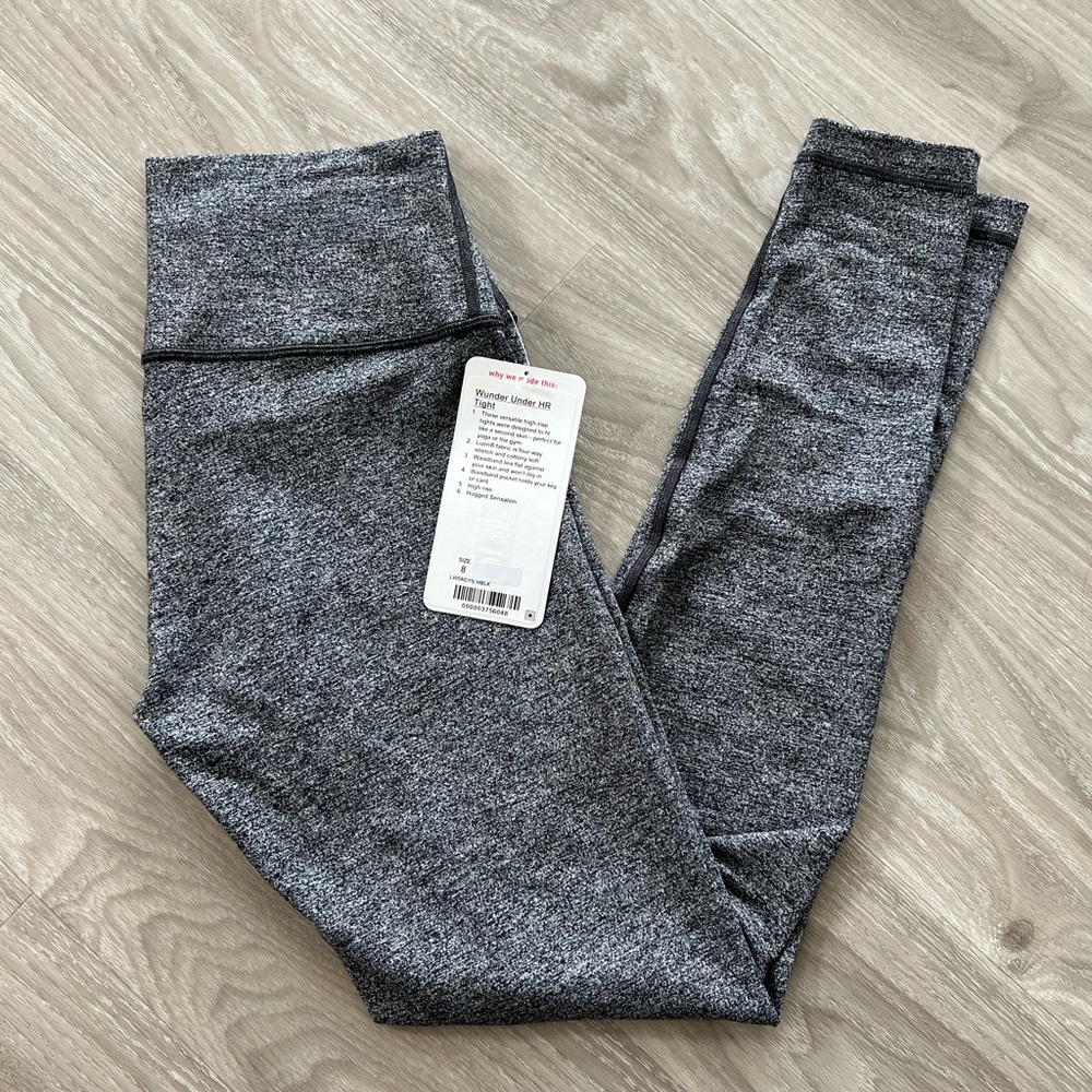 NWT Grey lululemon Wunder Under HR Tight- size 8